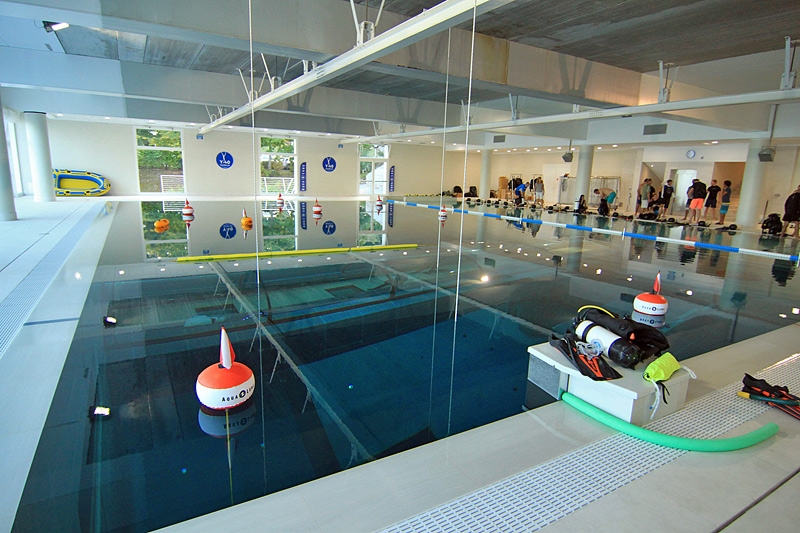 Наши в Y-40 – самом глубоком бассейне в мире