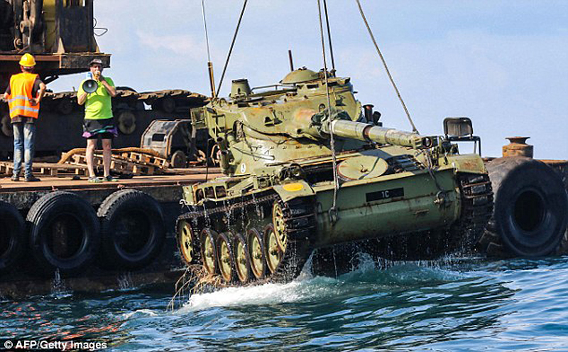 Ливан превращает боевые танки в искусственный риф