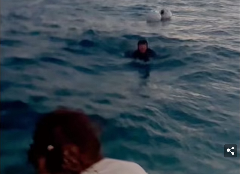 21-летний подводный охотник был чудом спасен после того, как его унесло течением.