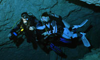 Дайвинг. Свадьба в подводной пещере.